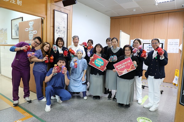 歲末年終關懷 展望未來願心接棒