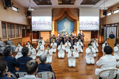 吉祥月祈福會 同仁莊嚴演繹天雨天花